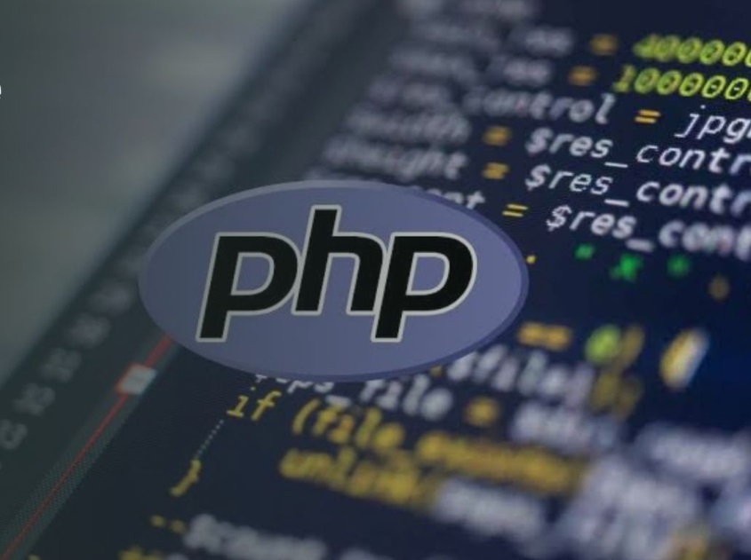 Falhas críticas no PHP colocam milhões de sites em risco e levam a encerramentos preventivos